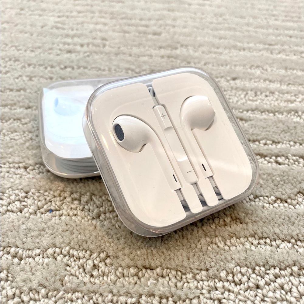 Apple Wired EarPods 🎧